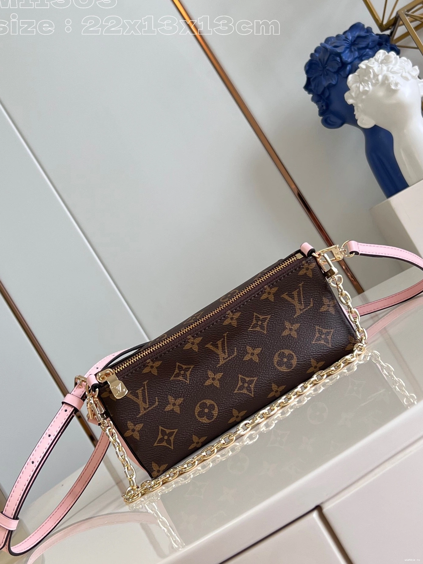 WIS Bloom Pouch-22.5*13*13CM LOUIS VUITTON 0730